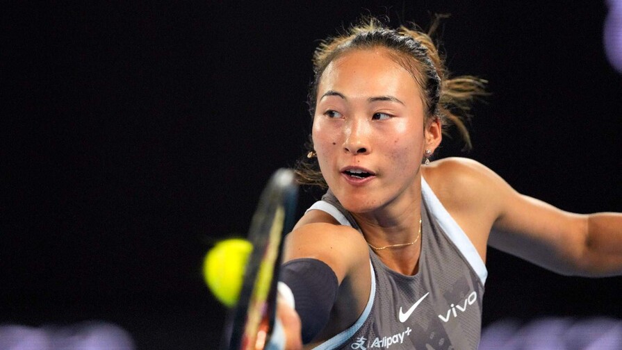Zheng Qinwen logra otra remontada histórica y elimina del US Open a Iga Swiatek