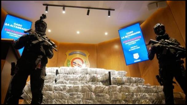 Detienen al director municipal de Bayahíbe y a su hijo por presunto vínculo con el narcotráfico