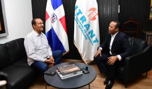 Transportistas se comprometen a no aumentar precio de pasajes pese a incremento de peajes Transportistas se comprometen a no aumentar precio de pasajes pese a incremento de peajes