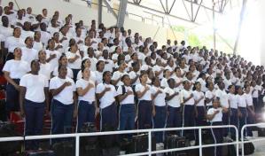 La Policía Nacional recibe a 984 nuevas aspirantes en un hito para la equidad de género