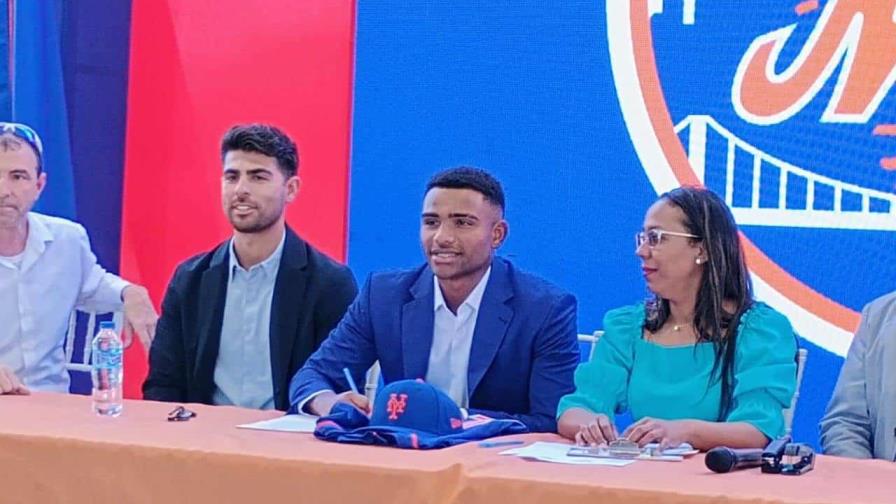 Los Mets firman al dominicano Elián Peña por US$5 millones, el bono más alto en 2025