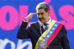 Maduro encabeza marcha en Caracas por los 33 años de la rebelión de Hugo Chávez