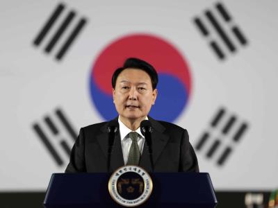 Presidente surcoreano enfrenta segundo día de interrogatorio