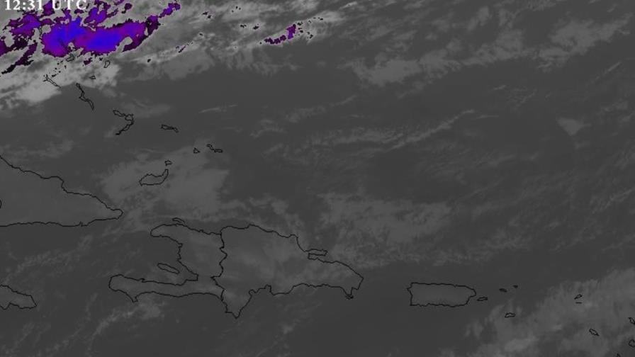 Lluvias débiles en algunas provincias; mantienen advertencia por oleaje en la costa Atlántica