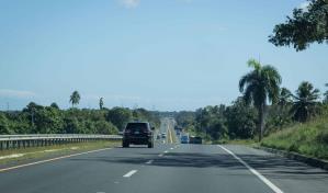 Ministro de Obras Públicas instruye no asfaltar calles hasta que entidades corrijan fallas