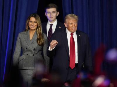 Suprema de EEUU no le ordenó a Trump deportar a su esposa e hijo