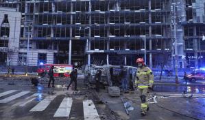 Ataque ruso deja 4 muertos en Kiev; drones ucranianos incendian instalaciones industriales rusas