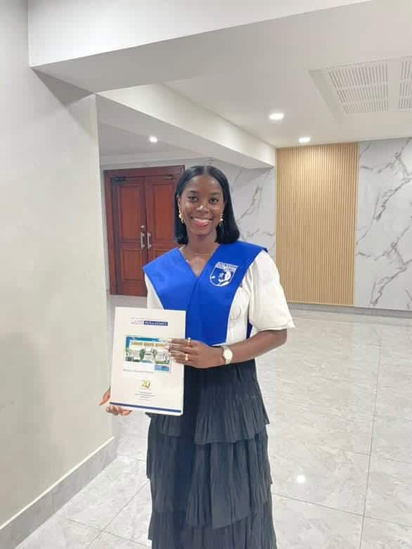 La joven Benita Rosario se gradu&oacute; en el Instituto de Formaci&oacute;n Pol&iacute;tica Jos&eacute; Francisco Pe&ntilde;a G&oacute;mez. 