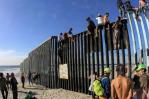 Trump declara una emergencia nacional en la frontera de EE.UU. con México Trump declara una emergencia nacional en la frontera de EE.UU. con México
