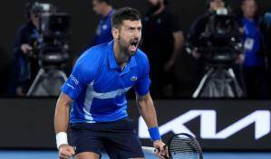 Australia: Novak Djokovic vence a Carlos Alcaraz y se acerca a su 25to título de Grand Slam