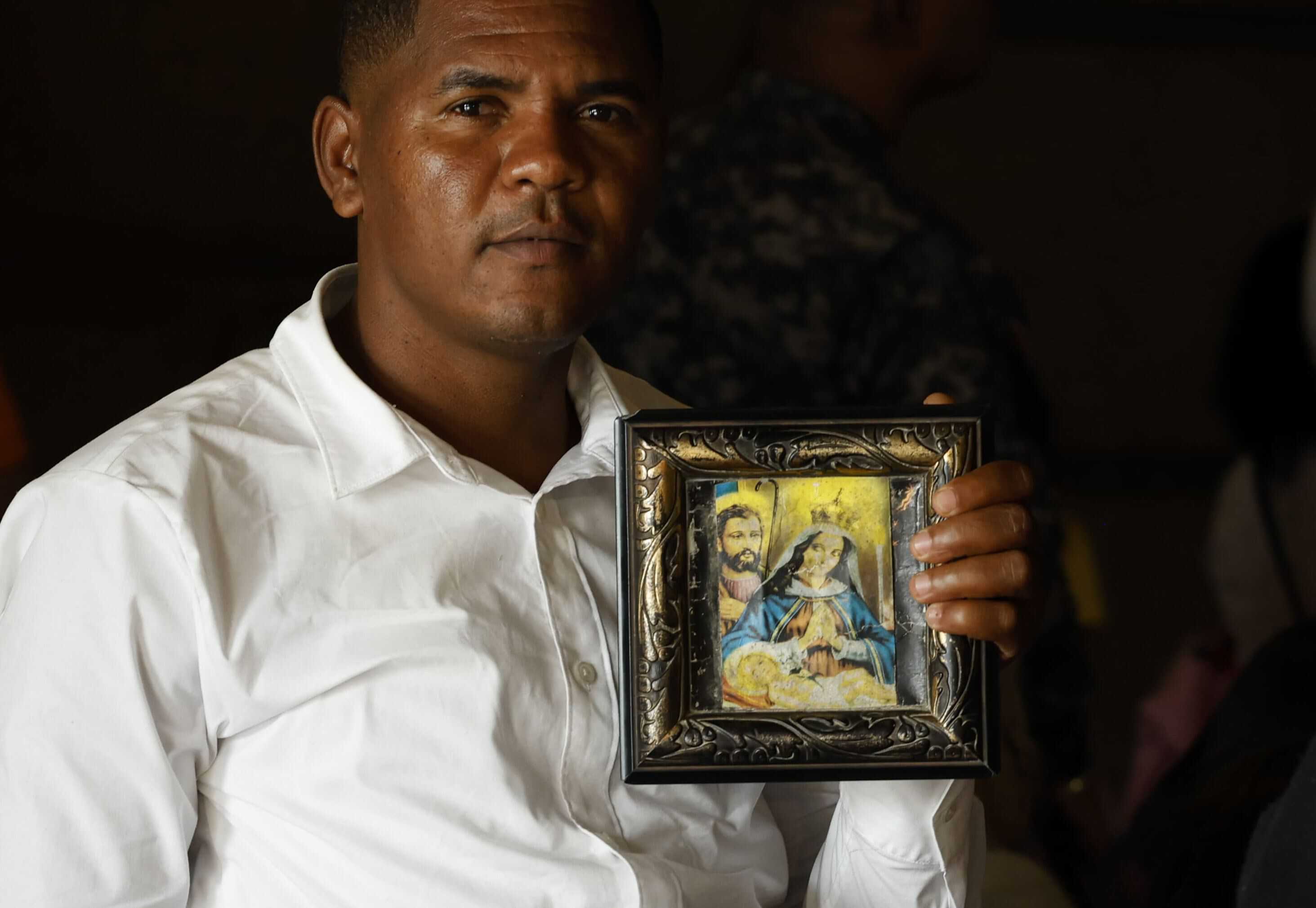 EN FOTOS | Devoción y gratitud a la Virgen de la Altagracia dan color a la Basílica de Higüey