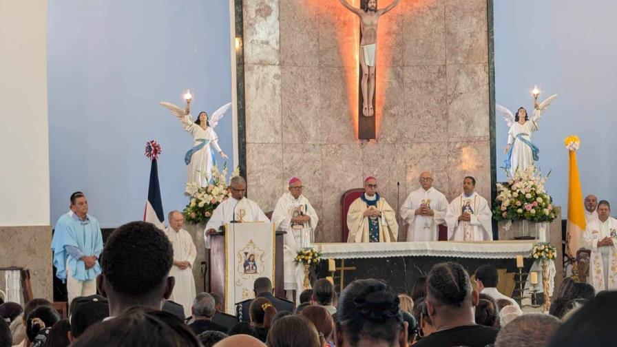 Fervor altagraciano desborda Santiago en Día de la Altagracia 