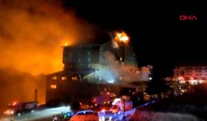 Decenas de muertos en incendio en una estación de esquí de Turquía Decenas de muertos en incendio en una estación de esquí de Turquía