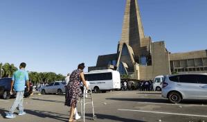 Las promesas a la Virgen: una característica distintiva del Día de la Altagracia