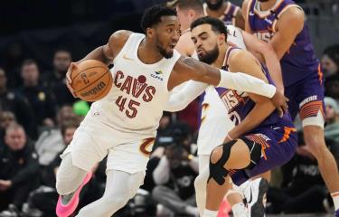 NBA: Donovan Mitchell anota 33 y lleva a Cavaliers vencen Suns ...