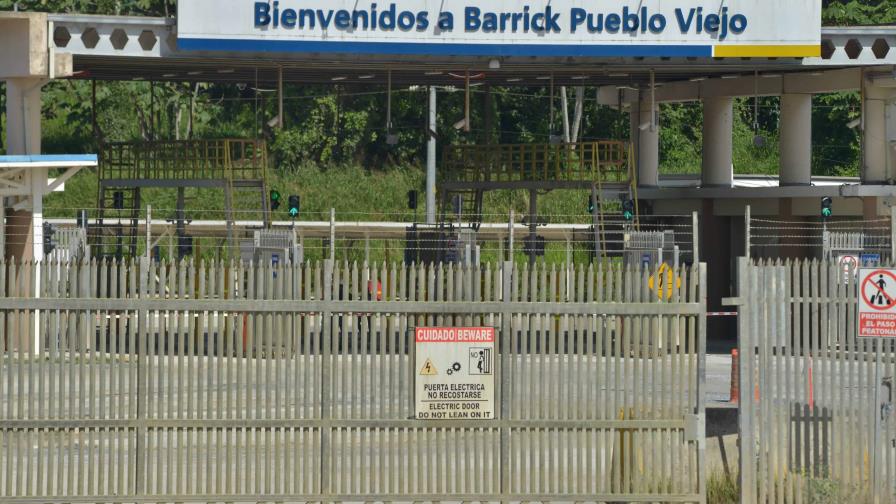 Barrick Pueblo Viejo responde al grupo que protestó frente a sus instalaciones en Sánchez Ramírez