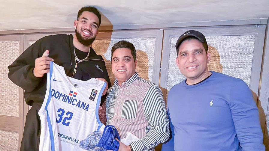 Ministro de Deportes Kelvin Cruz agradece invitación de Karl-Anthony Towns