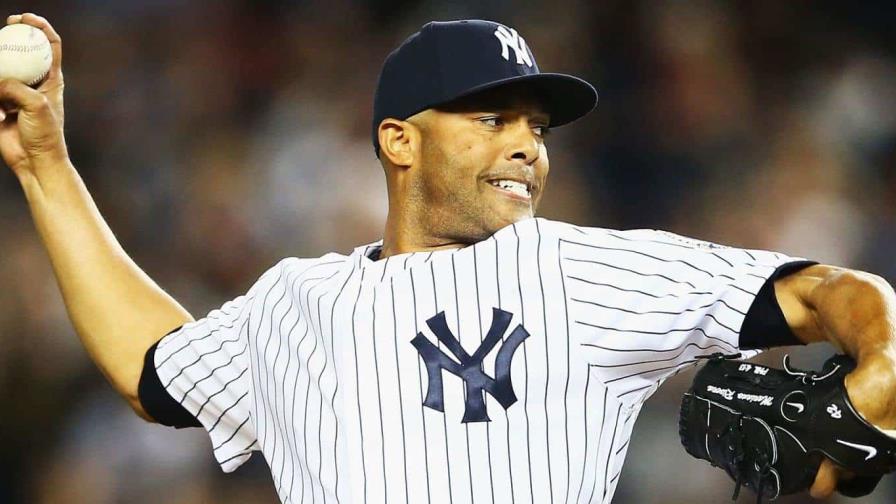 Mariano Rivera y su esposa Clara en el centro de una demanda por agresión sexual