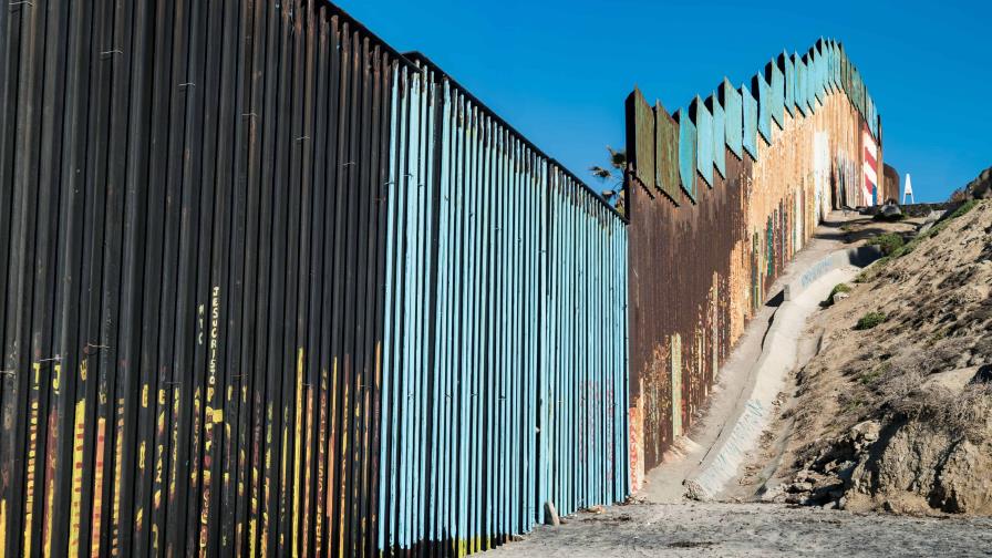 Estados Unidos inicia el despliegue de 1,500 soldados activos a la frontera con México