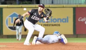 Licey vs. Escogido, juego cuatro; rozar el abismo o acercarse a la gloria