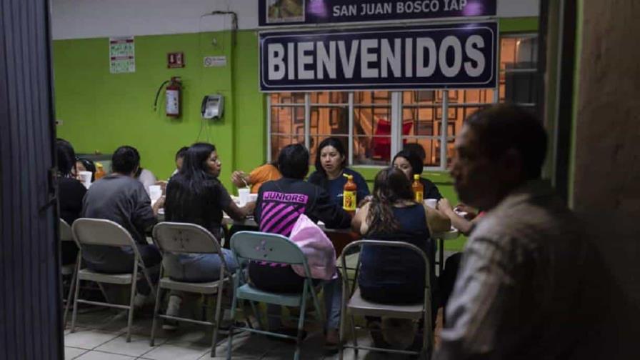 Del lado mexicano de la frontera, Nogales se prepara para la llegada de deportados