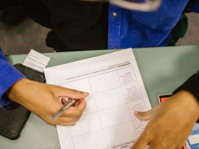 Colapso de plataforma tecnológica en educación afecta evaluación docente