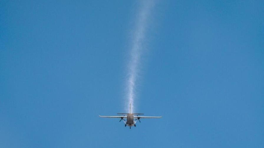 Hielo en el cielo para luchar contra la contaminación atmosférica en Tailandia