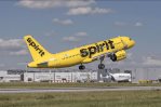 Spirit Airlines veta a pasajeros descalzos, con poca ropa o tatuajes ofensivos