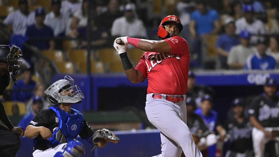 Video | Sócrates Brito la mete en la Pepillo Salcedo y los Leones se colocan a un triunfo de la 17