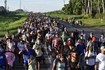 Un tercio de latinoamericanos quiere emigrar y la mitad rechaza la llegada de inmigrantes