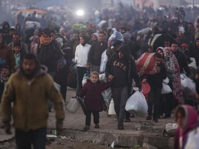 Israel permite a los palestinos regresar a Gaza