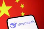 La IA DeepSeek sigue desafiando los mercados a pesar de sus posiciones pro China