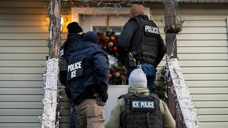 Detenciones de inmigrantes en la v&iacute;a p&uacute;blica aument&oacute; un 1,000 % en segundo mandato de Trump