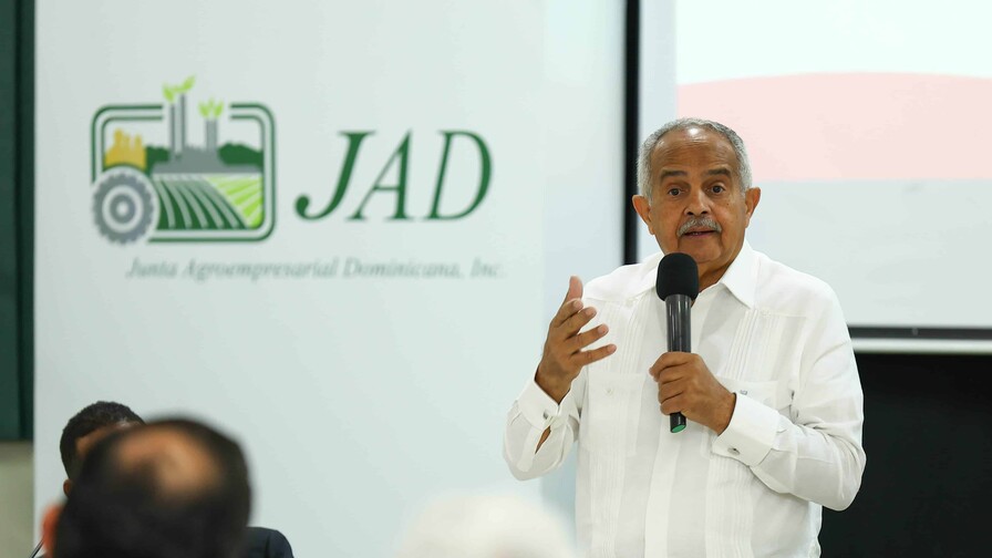 Osmar Benítez evita hablar de Agricultura: "No opinamos de temas tan delicados como auditorías" Osmar Benítez evita hablar de Agricultura: "No opinamos de temas tan delicados como auditorías"