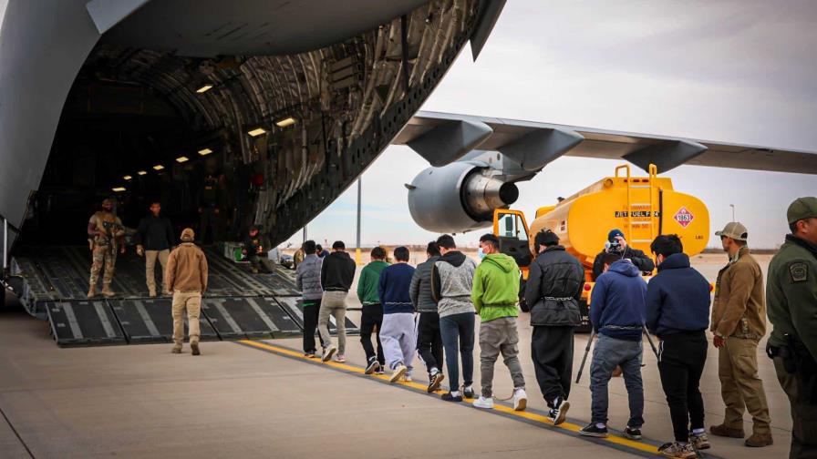 Casi 11,000 dominicanos fueron deportados durante la administración de Biden