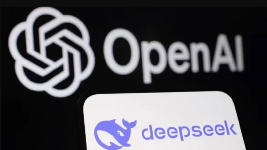 OpenAI investiga si DeepSeek utilizó sus modelos para entrenar a su innovador chatbot