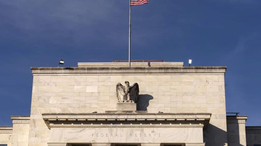 Wall Street abre en mixto, pendiente de la decisión sobre los tipos de la Reserva Federal