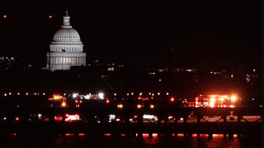 El accidente aéreo en Washington, el peor de la aviación estadounidense desde 2009