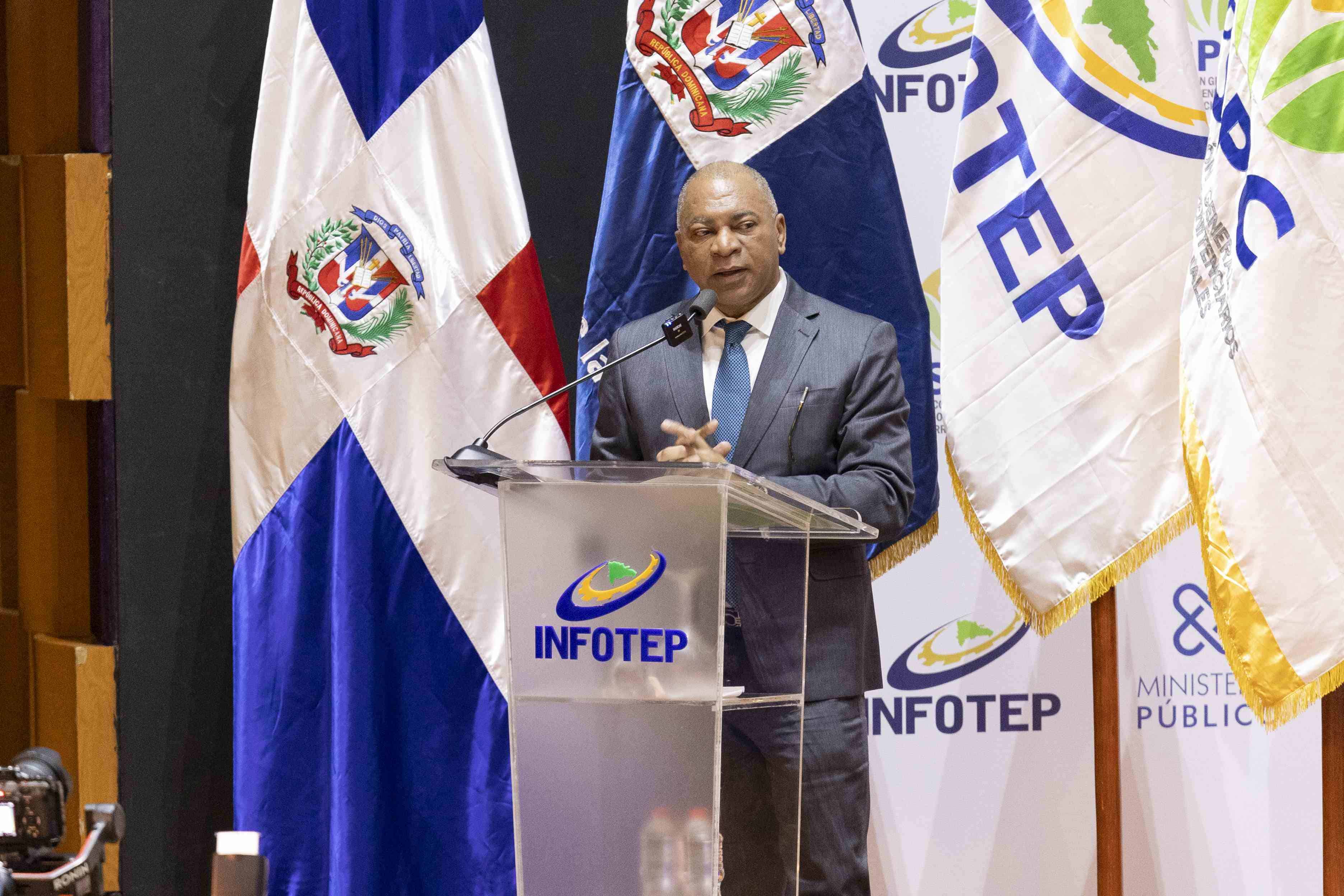 Roberto Hernández Basilio, director de la DGSPC