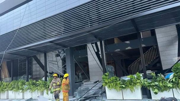 Se registra explosión en un edificio en Piantini
