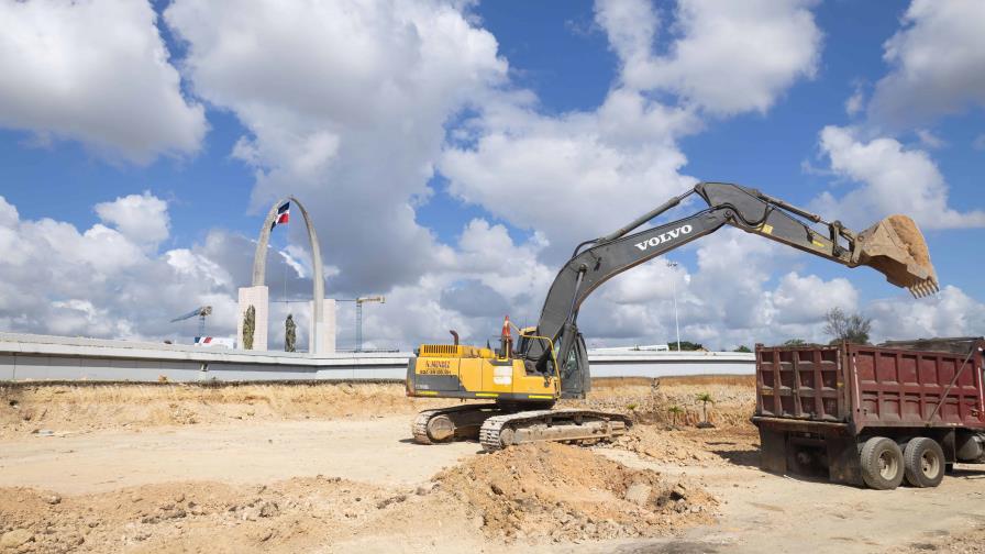 Empiezan la construcción de túnel en la avenida Luperón con 27 de Febrero