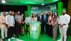 Leonel Fern&aacute;ndez asegura que la mayor&iacute;a de los j&oacute;venes apoya a la Fuerza del Pueblo
