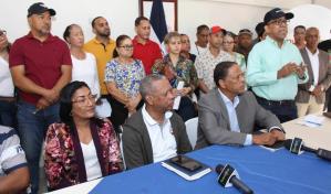 Piden a la ADP reintegrarse a la docencia en San Francisco de Macorís