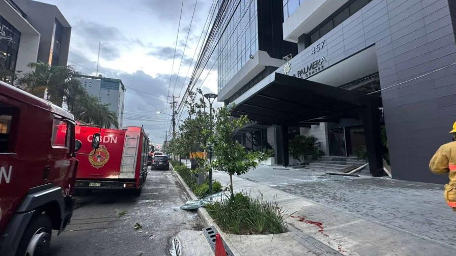 Reportan al menos cinco heridos en la explosión de un edificio en Piantini