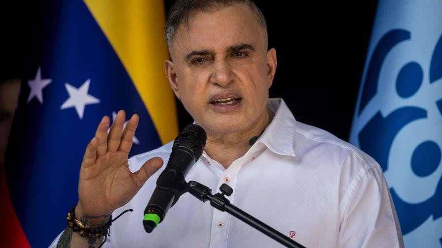 Fiscal venezolano dice que los estadounidenses liberados fueron tratados de manera digna