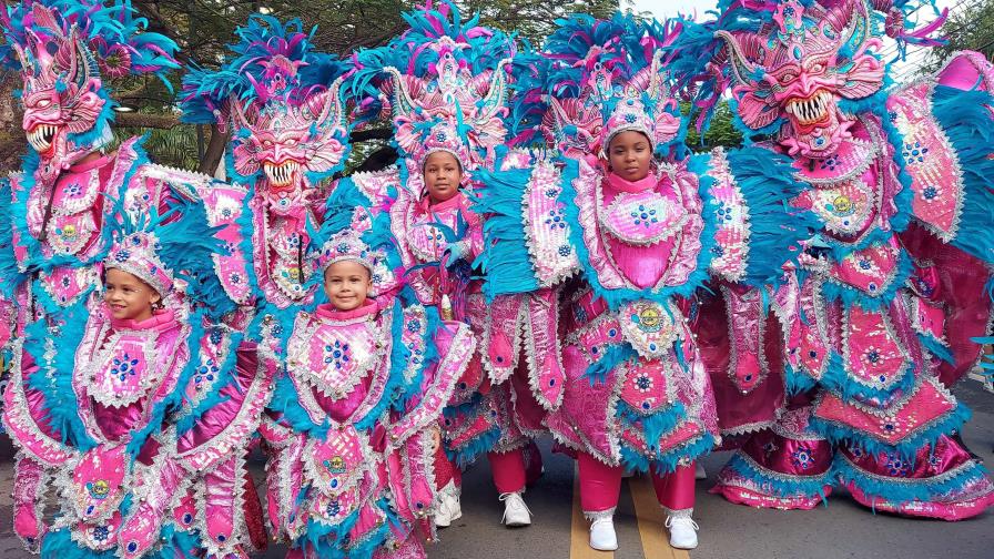 El Carnaval Vegano 2025 arranca con m&aacute;s de 195 comparsas y grandes expectativas