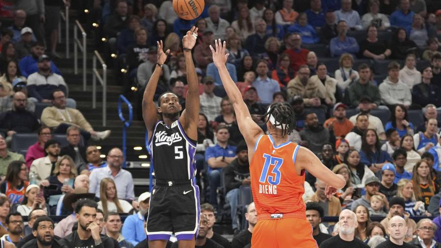 De´Aaron Fox se unirá a Wembanyama en San Antonio en intercambio de 3 equipos, según fuentes de AP De´Aaron Fox se unirá a Wembanyama en San Antonio en intercambio de 3 equipos, según fuentes de AP