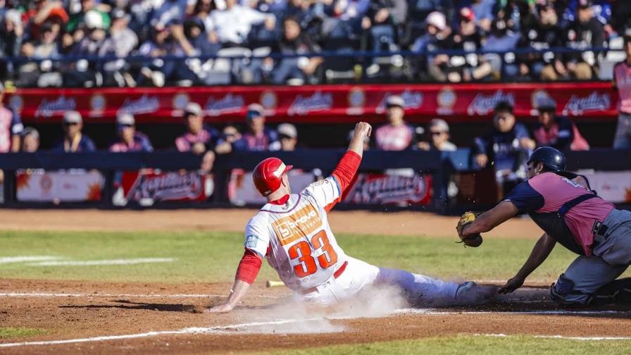 Mayagüez batalló para vencer a Japan Breeze en la Serie del Caribe Mayagüez batalló para vencer a Japan Breeze en la Serie del Caribe