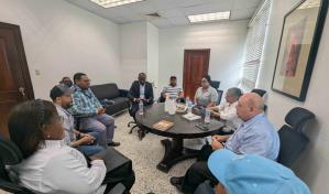 Autoridades haitianas y dominicanas se reúnen para fortalecer el control de productos que se venden