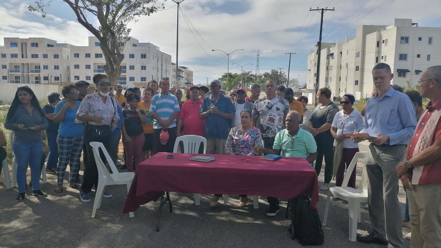 Comunitarios de Los Prados de San Luis denuncian abandono y exigen soluciones urgentes